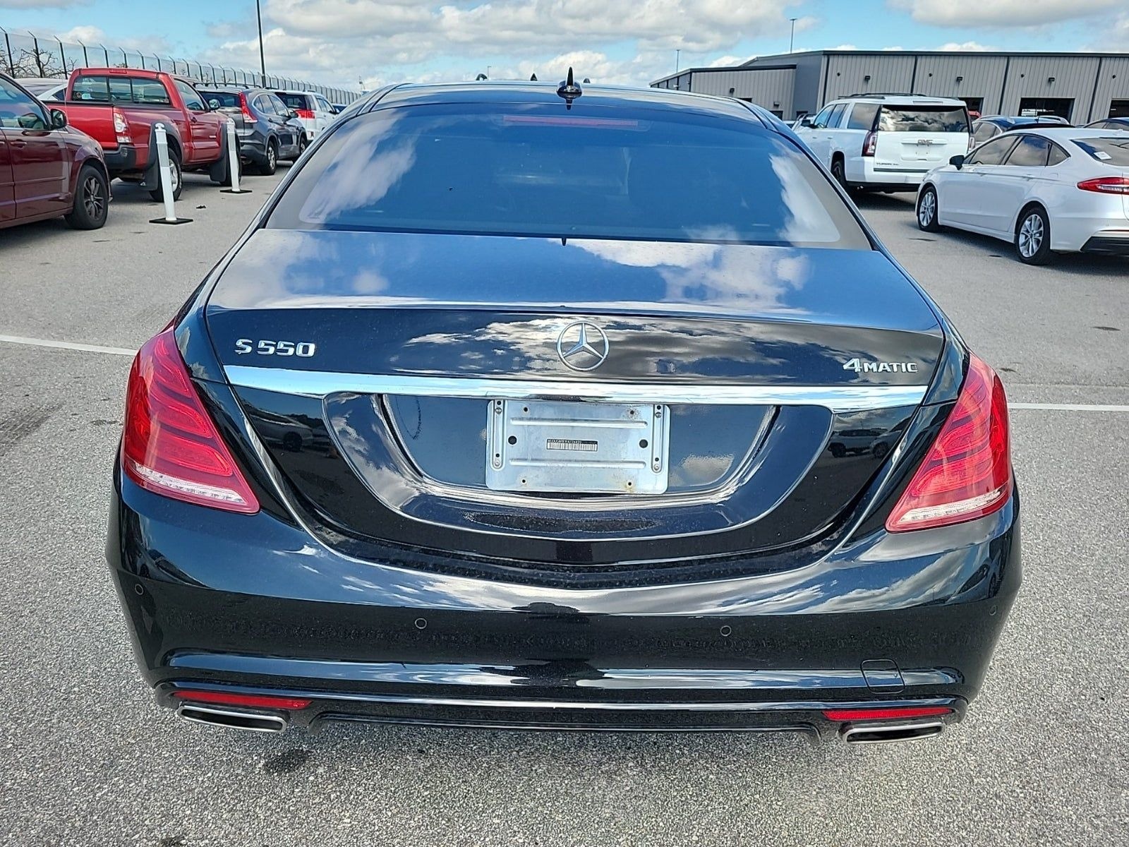 2015 Mercedes Benz S 550 4MATIC photo 3